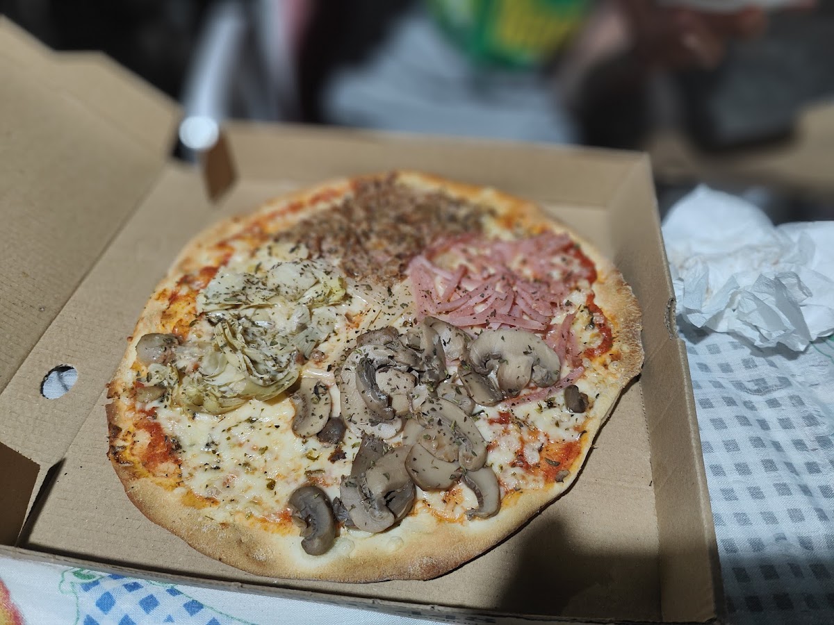 Pizzeria La Parada-5